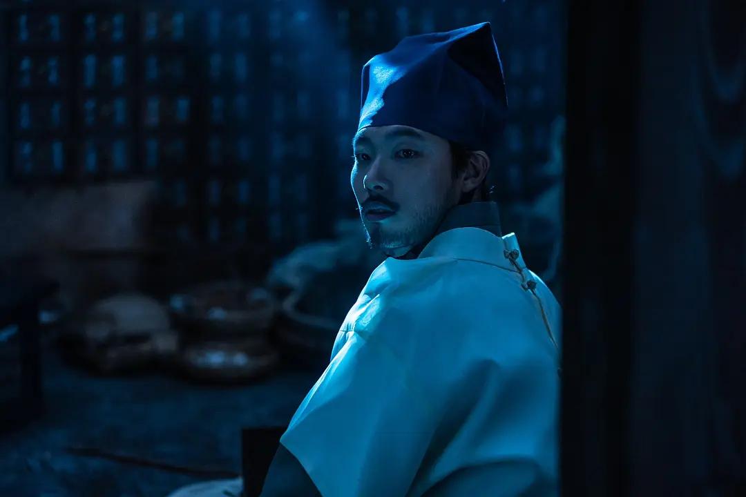 电影夜枭经典片段,一口气讲完一部电影夜枭