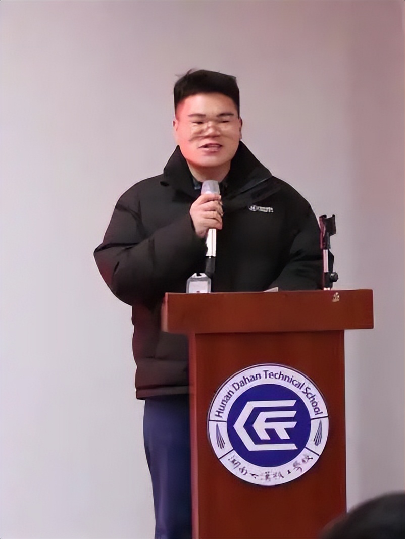 湖南大汉技工学校概况,湖南大汉技工学校2022年文艺汇演