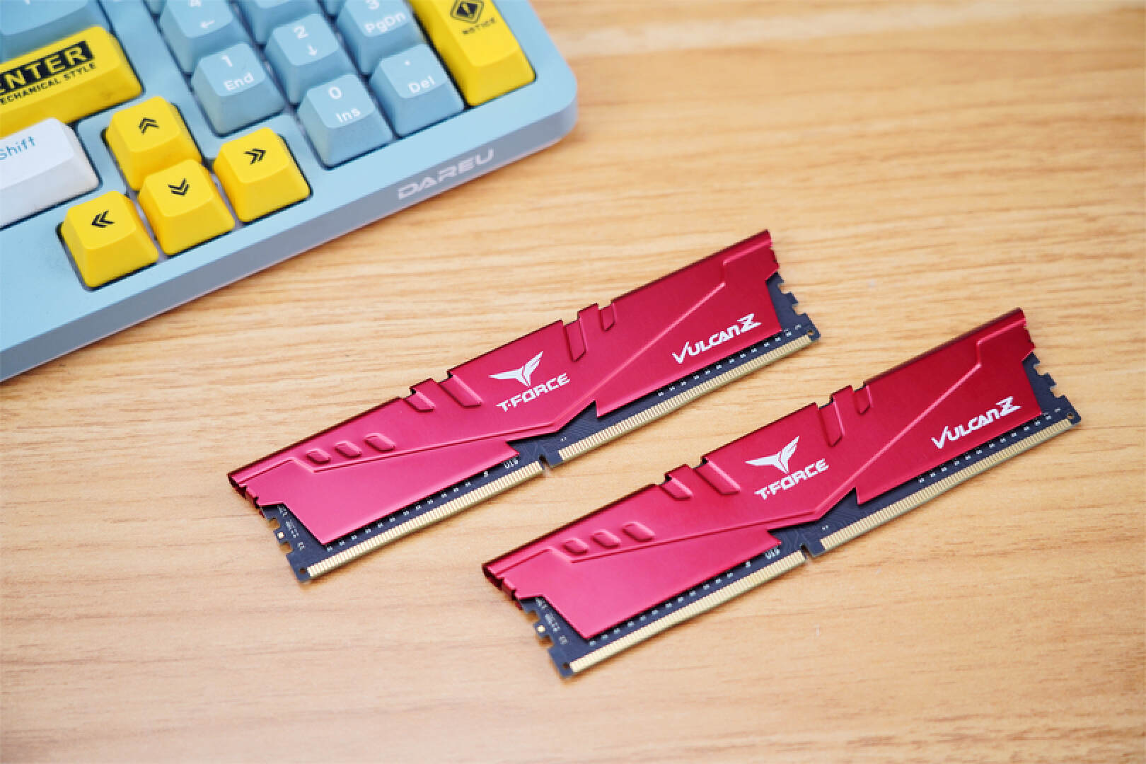 十铨火神16g内存条3200,十铨火神zddr48gb3200多少钱