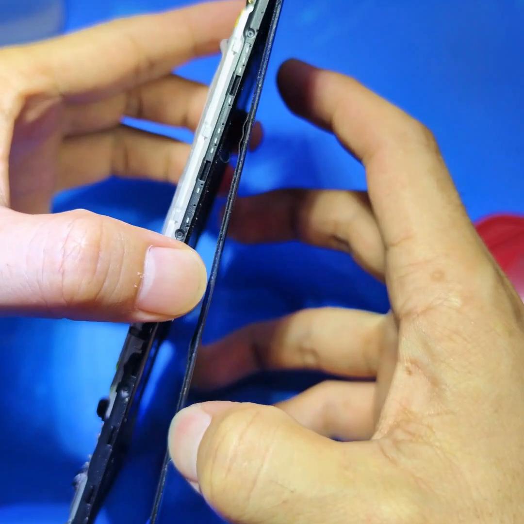 opporeno7进水重启是什么原因,opporeno7进水了屏幕失灵怎么办