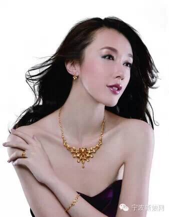 结婚当天必须戴三金么,结婚当天新娘必须戴三金