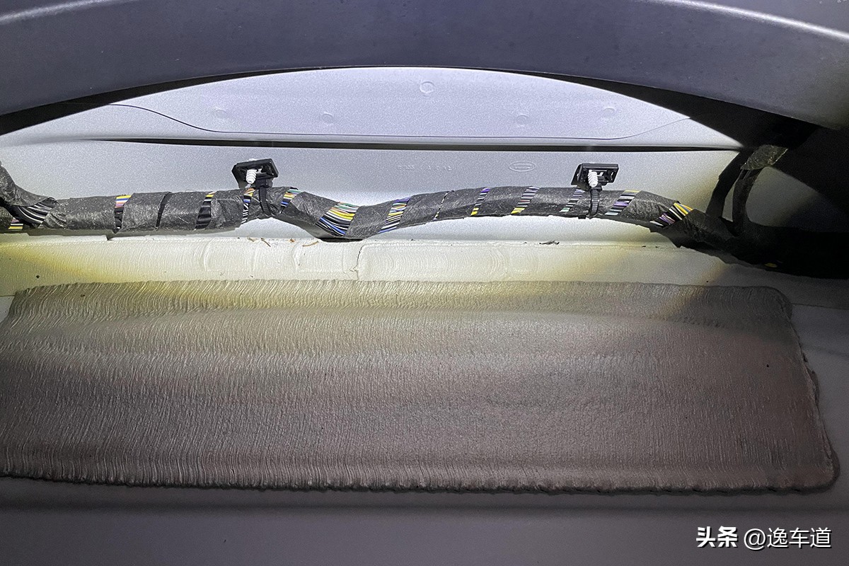 路虎极光变速箱漏油修多少钱,路虎极光检测到非原厂的校准故障