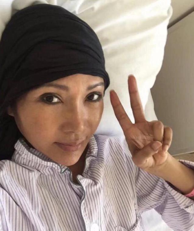 因男友与毛宁发生冲突，她成为了内地第一位被封杀的女艺人