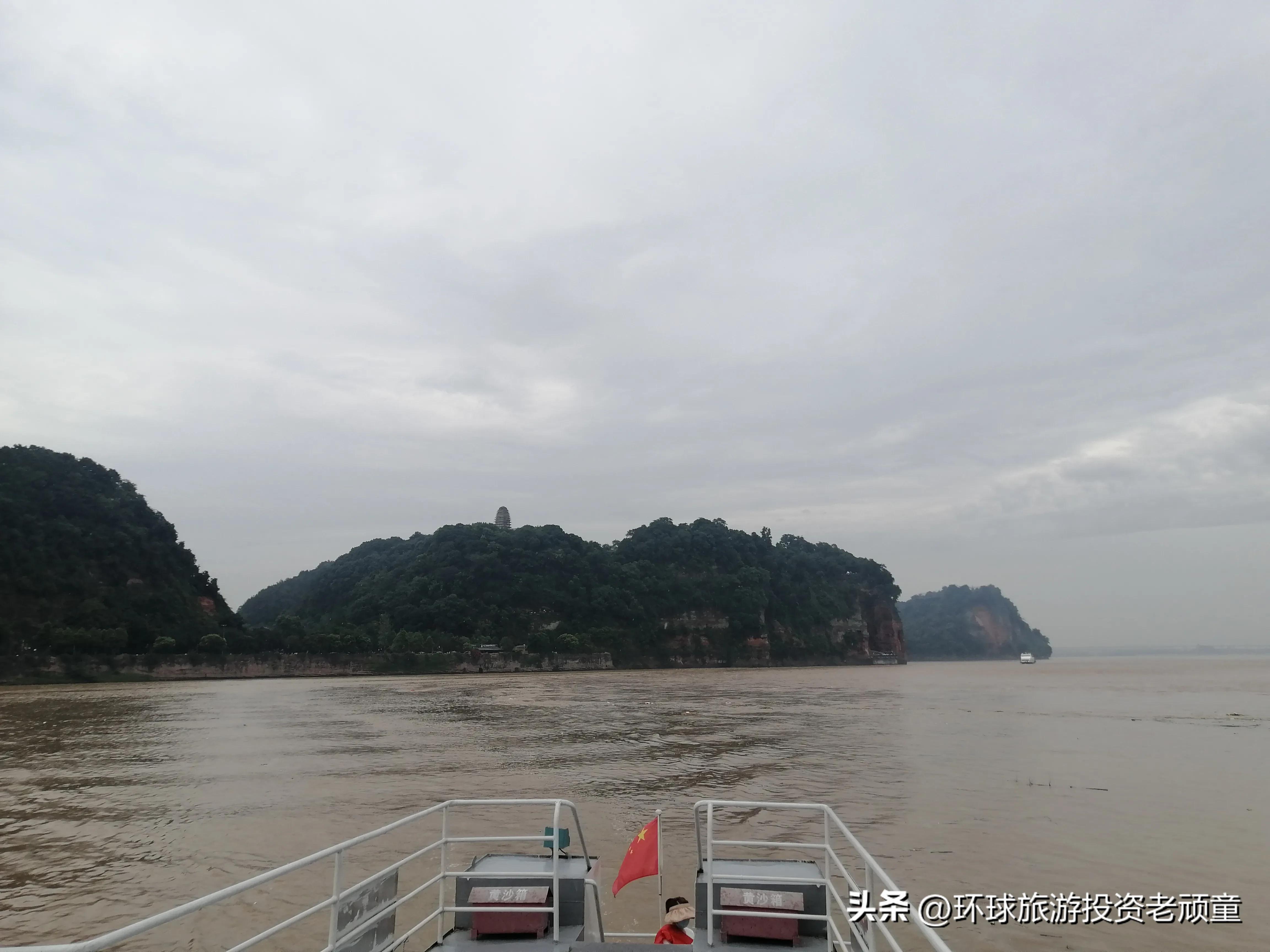 期货螺纹钢每手价格怎么低了,螺纹钢期货价格与什么有关