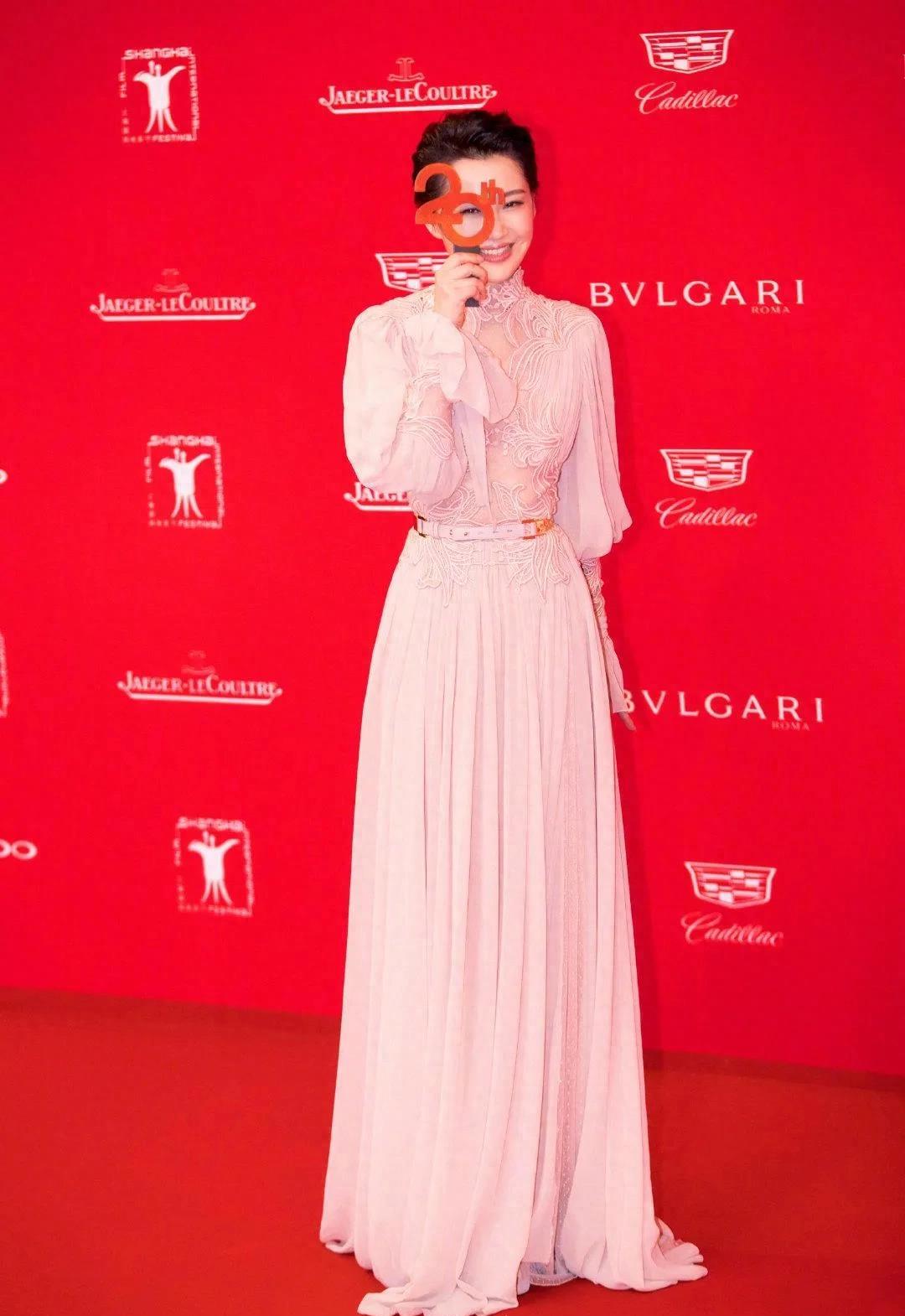 许晴真实容貌,许晴18岁到52岁的颜值变化