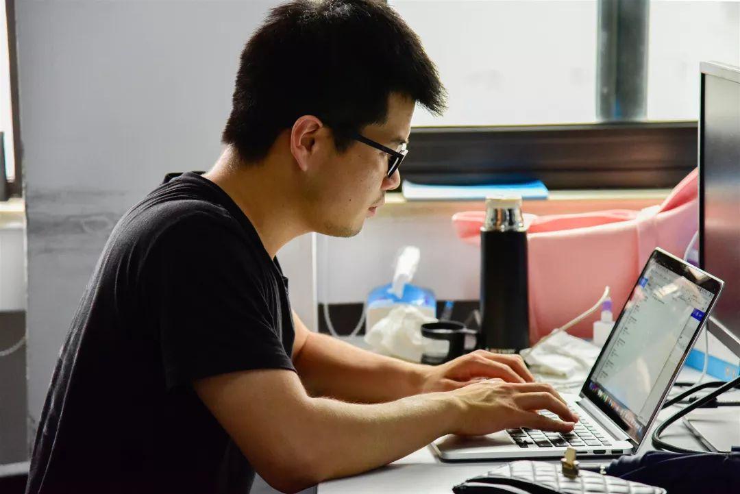 为何中国人勤劳，但大多不富裕？只因忽略了这些东西，发人深思