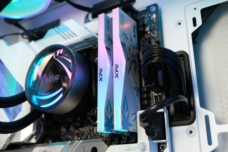 阿斯加特吹雪联名ddr5内存超频,性能最好的ddr5