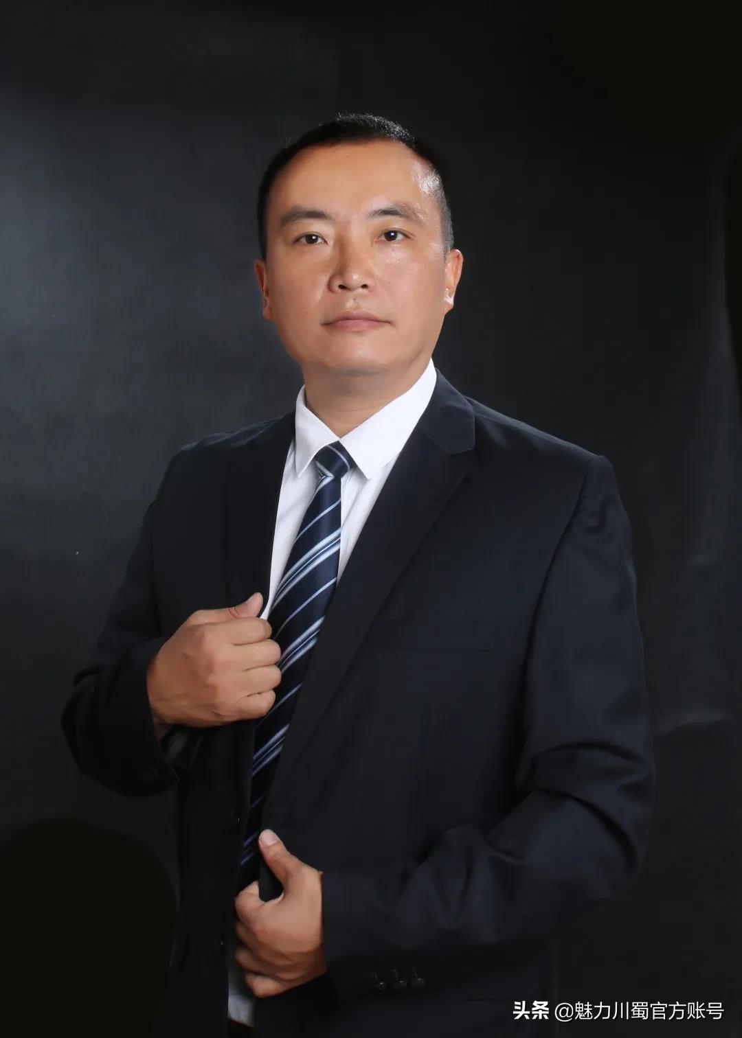 绵阳外国语学校李俊老师,绵阳外国语学校历史老师