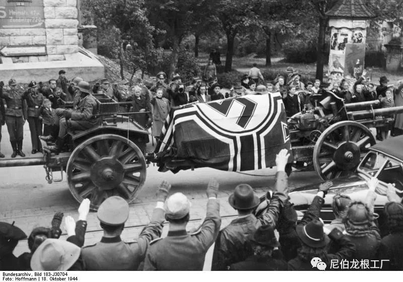 好收吾骨瘴江边的下一句,好收吾骨瘴江边