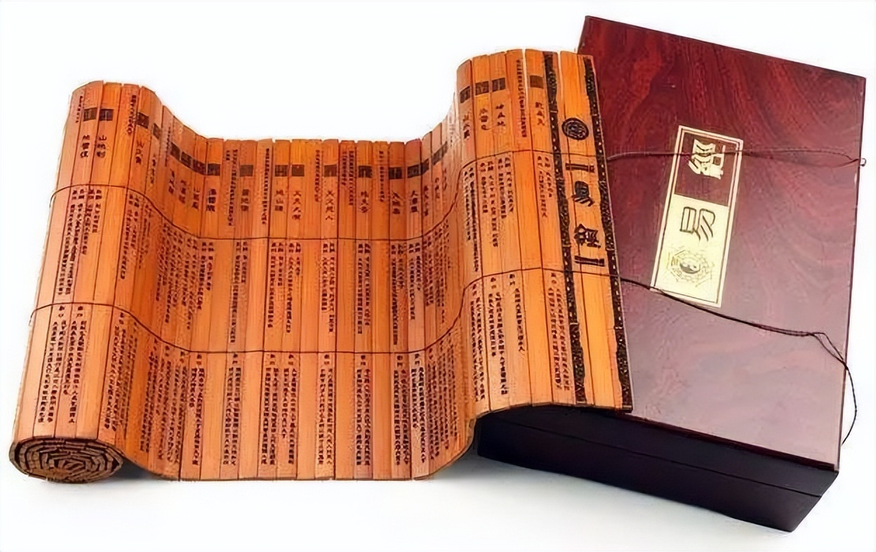 传统文化是民族传承和发展的根本,几千年的传统文化是立足之根本