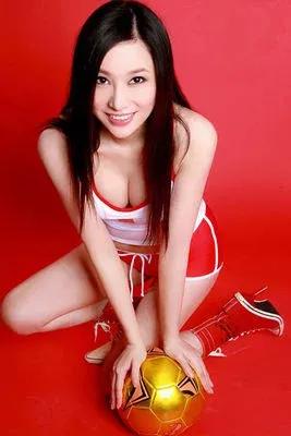 各国足球拉拉队美女服装,女足球拉拉队图片