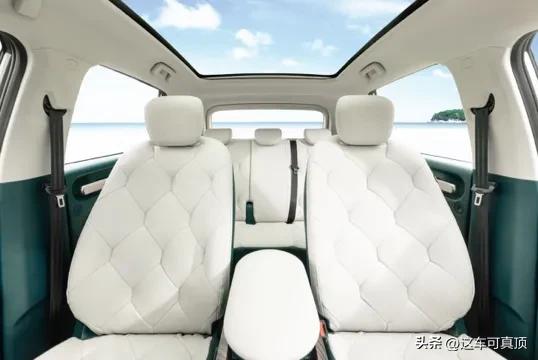 宝骏云朵灵犀和比亚迪海豚,比亚迪海豚对比宝骏云朵