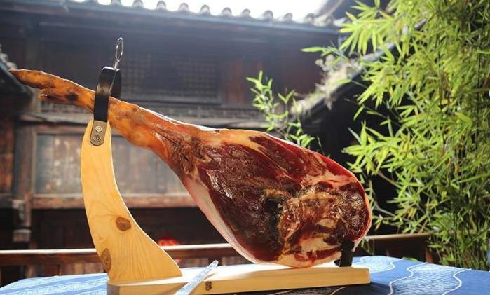 【过大年游大理】和许红豆一起，来一场治愈的“有风之旅”