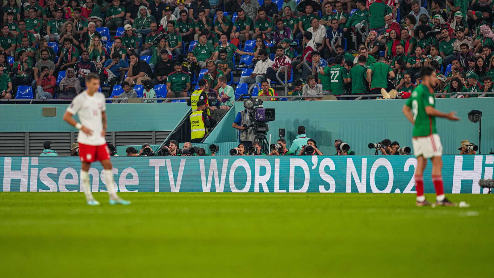 波兰0-2阿根廷莱万,阿根廷梅西对波兰莱万