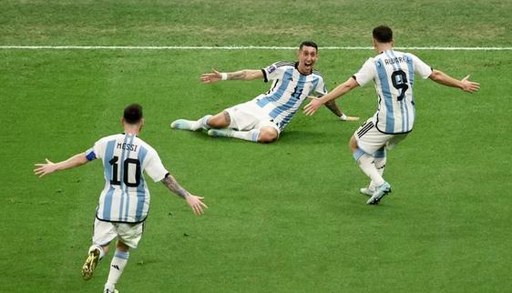 梅西和c罗的高光时刻,梅西5夺金球视频完整版