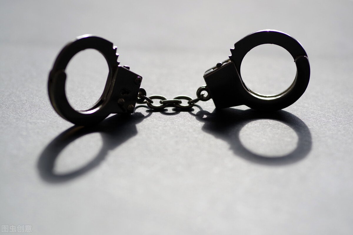 老公被羁押74天了,公安已经羁押30天了可以去要人吗