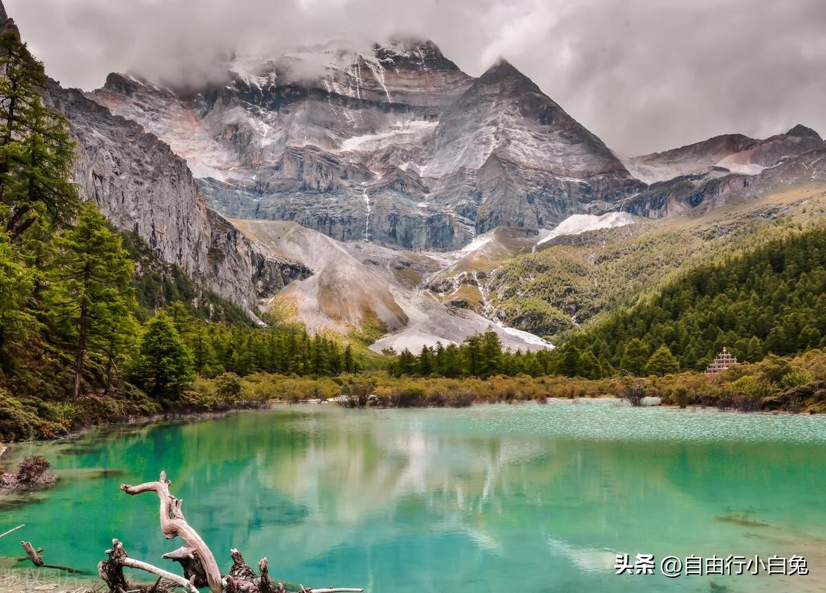 稻城亚丁自然保护区旅游攻略,稻城亚丁秘境视频