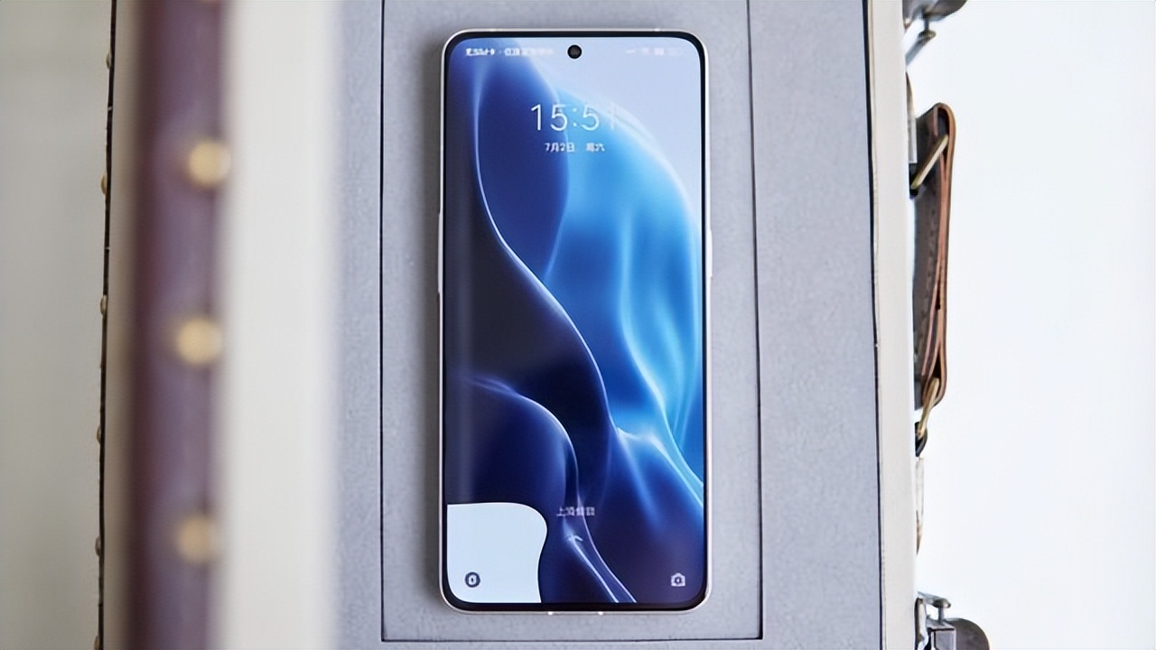 小米12x跟真我gt大师探索版哪个好,小米12s和gt2大师版哪个值得买