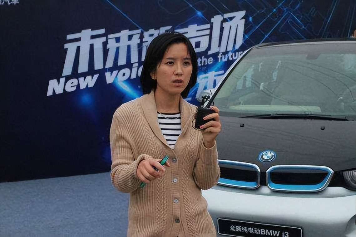 从身价15万到身价15亿，胡玮炜只用了3年的时间，她是如何做到的