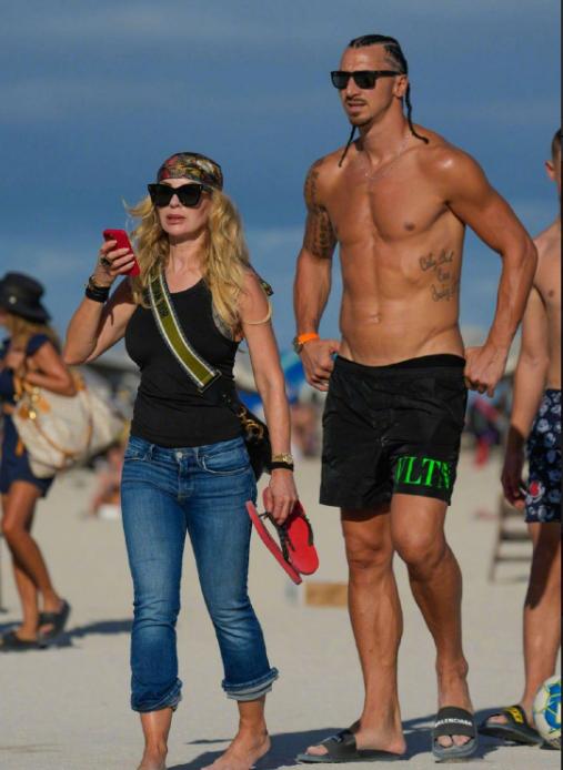 伊布肌肉,伊布妻子海伦娜写真