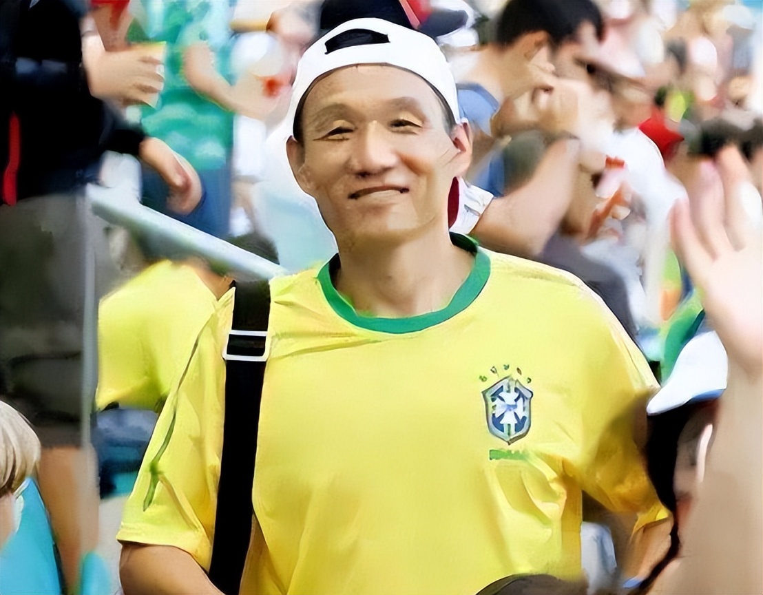 孙贤禄现状,前国脚孙贤禄和贝利互换球衣