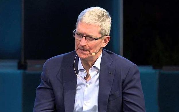 扛不住了？苹果宣布重要决定，外媒：中国用户不愿意买了