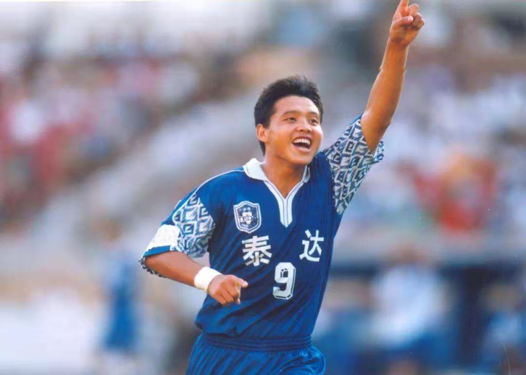 让人扼腕叹息的中国马拉多纳，健力宝球员系列之折翼的天鹅张效瑞