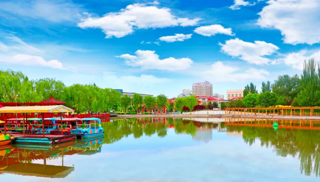 乌海繁华城市中心位置,乌海这个城市有前途吗