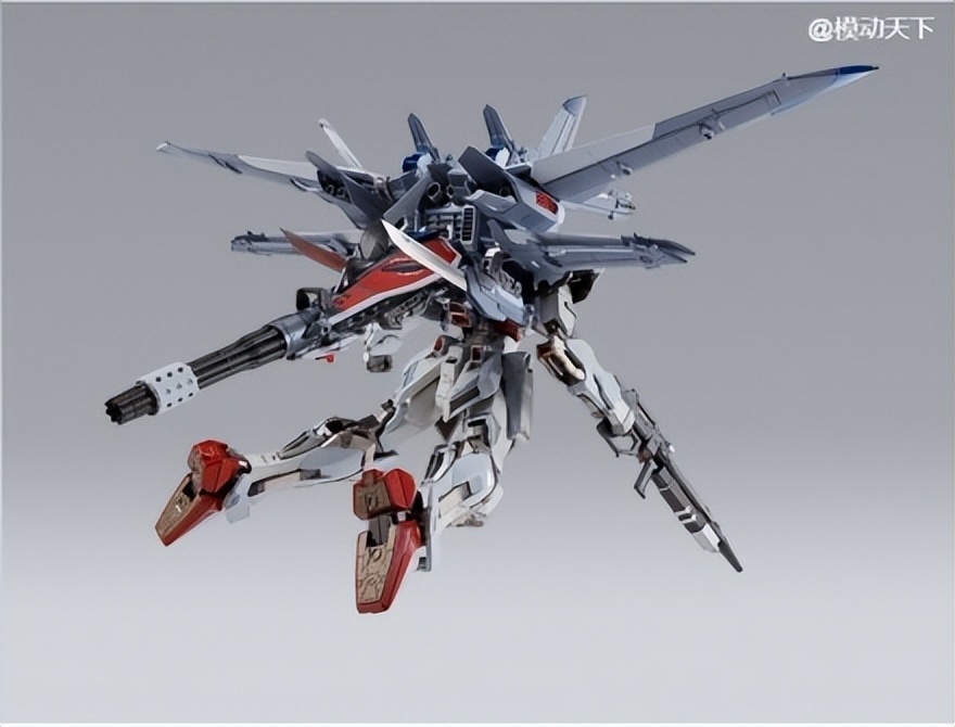 万代metalbuild强袭高达,万代metalbuild异端高达