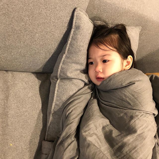 最近超火的可爱小女孩表情包,小女孩可爱萌表情包