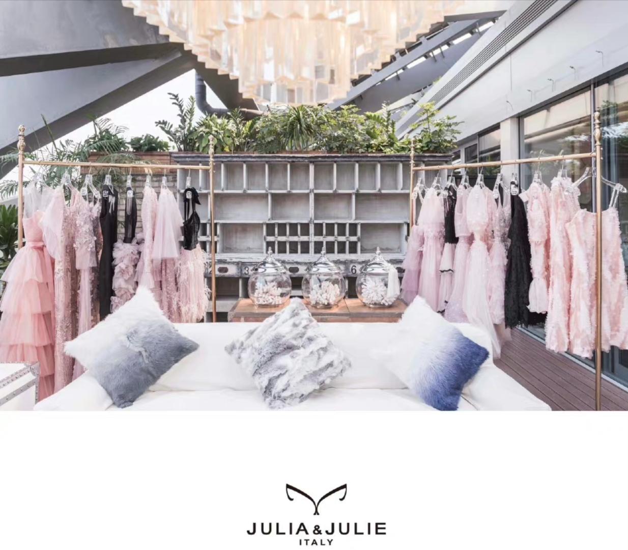 22岁网红钓鱼不慎身亡 (22岁网红钓鱼不慎中电身亡)