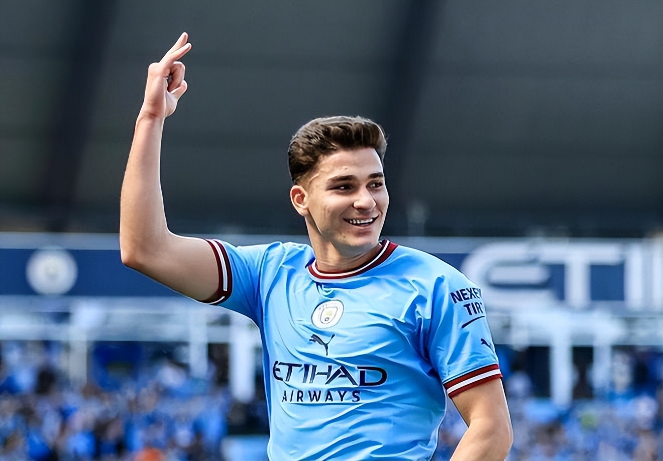 梅西哈兰德阿尔瓦雷斯金球奖,哈兰德金球奖祝贺梅西