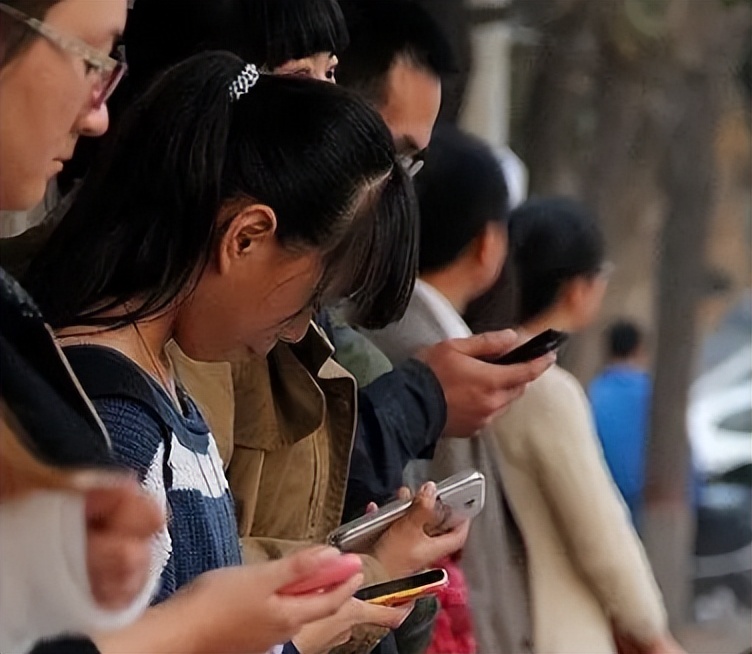 肩周炎肩膀痛应该锻炼还是静养,肩膀疼痛警惕肩周炎