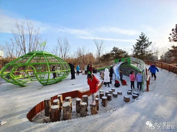 户外滑梯儿童乐园,户外免费滑梯