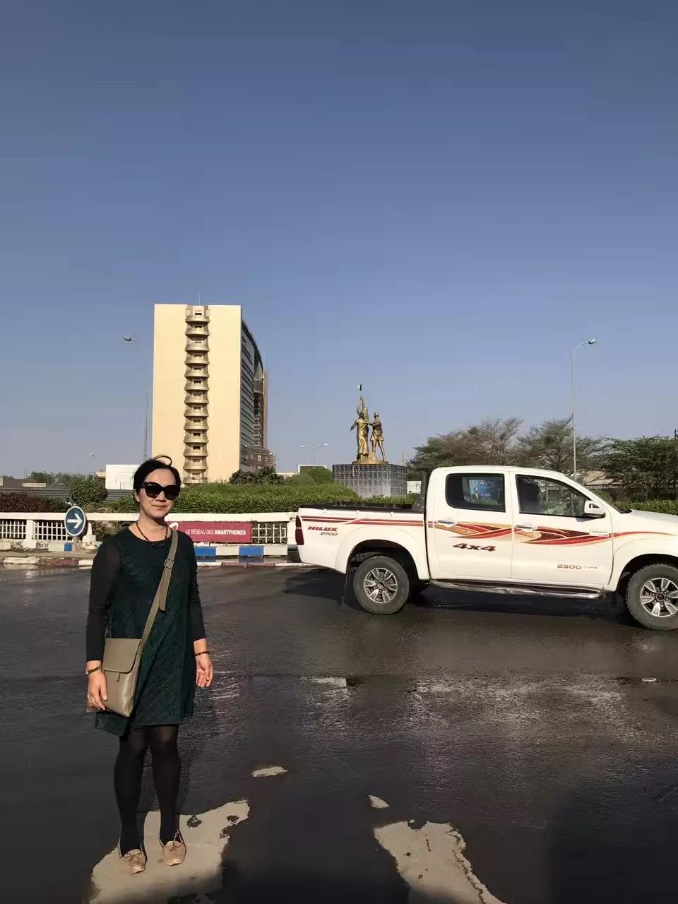 中部非洲乍得之行回忆三：逛一逛乍得首都恩贾梅纳的工艺品市场