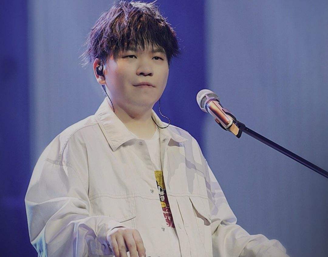 唱功最差的十大男歌手,最具实力的五大男歌手