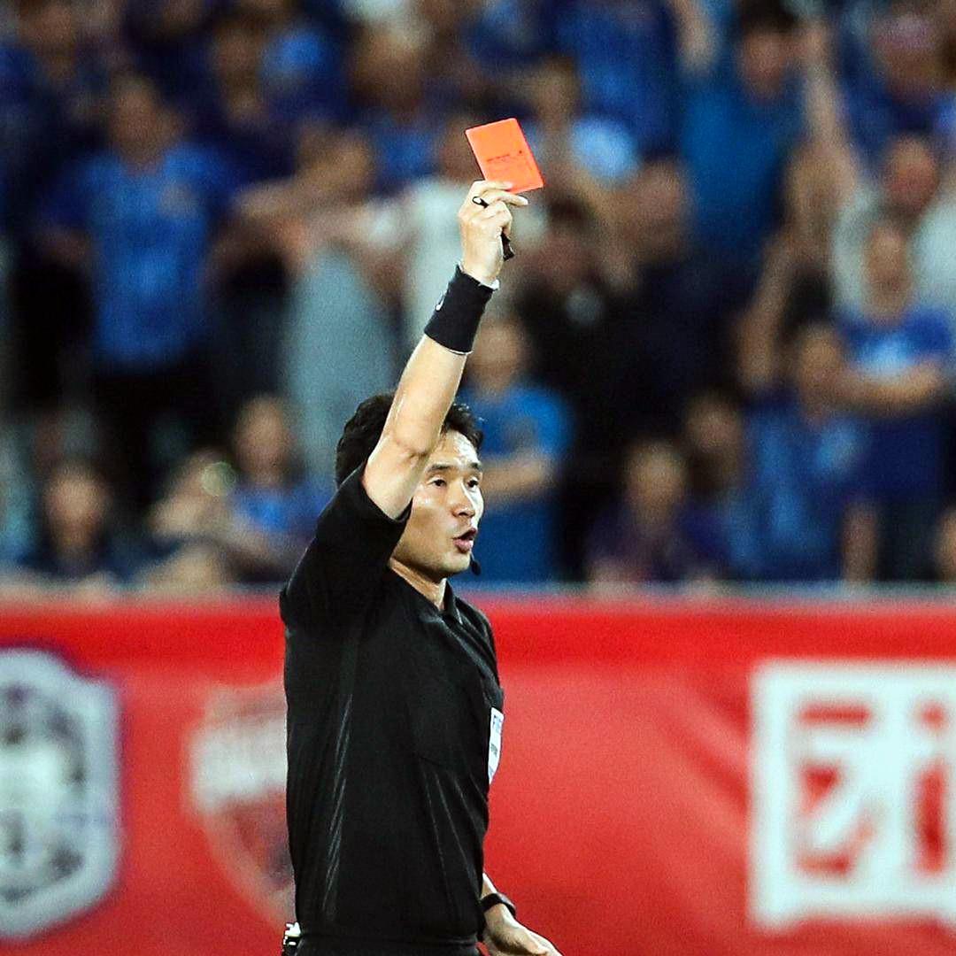 中超再现大规模冲突,中超上演全武行