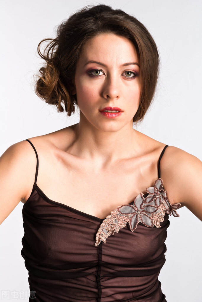 摩尔多瓦挨着哪个国家,欧洲国家摩尔多瓦