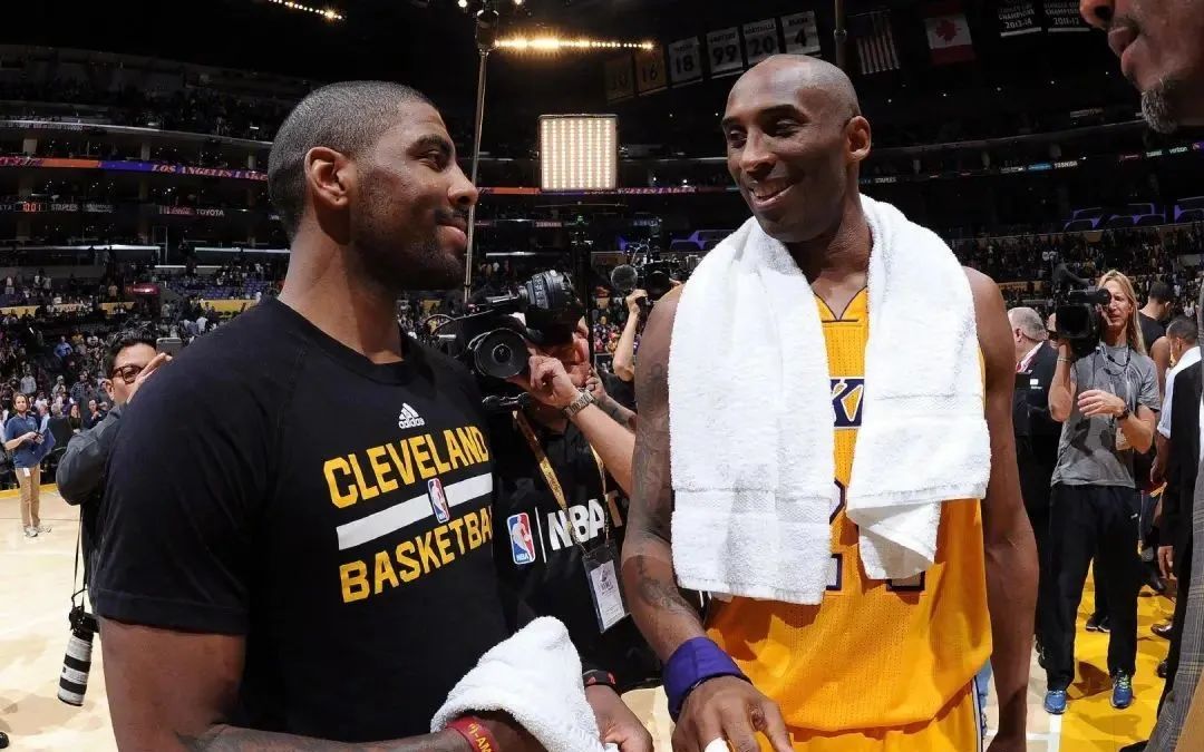 小托马斯与欧文绿军时期对比,欧文对飚小托马斯