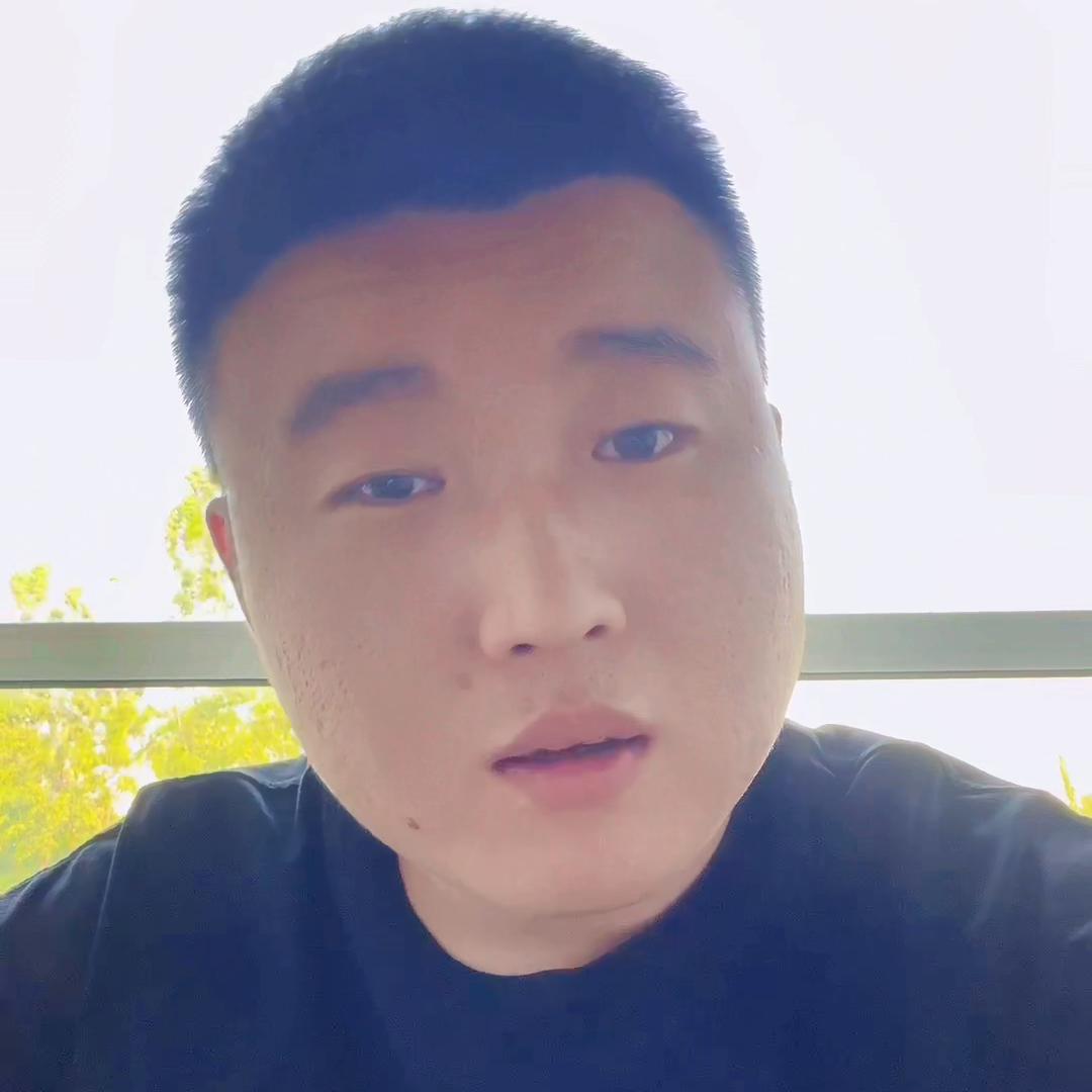 涓嶈璁╂苯杞︽垚涓轰綘鐢熸椿涓殑绱禈,骞磋交浜哄簲涓嶅簲璇ョ洸鐩幓杩芥眰姹借溅