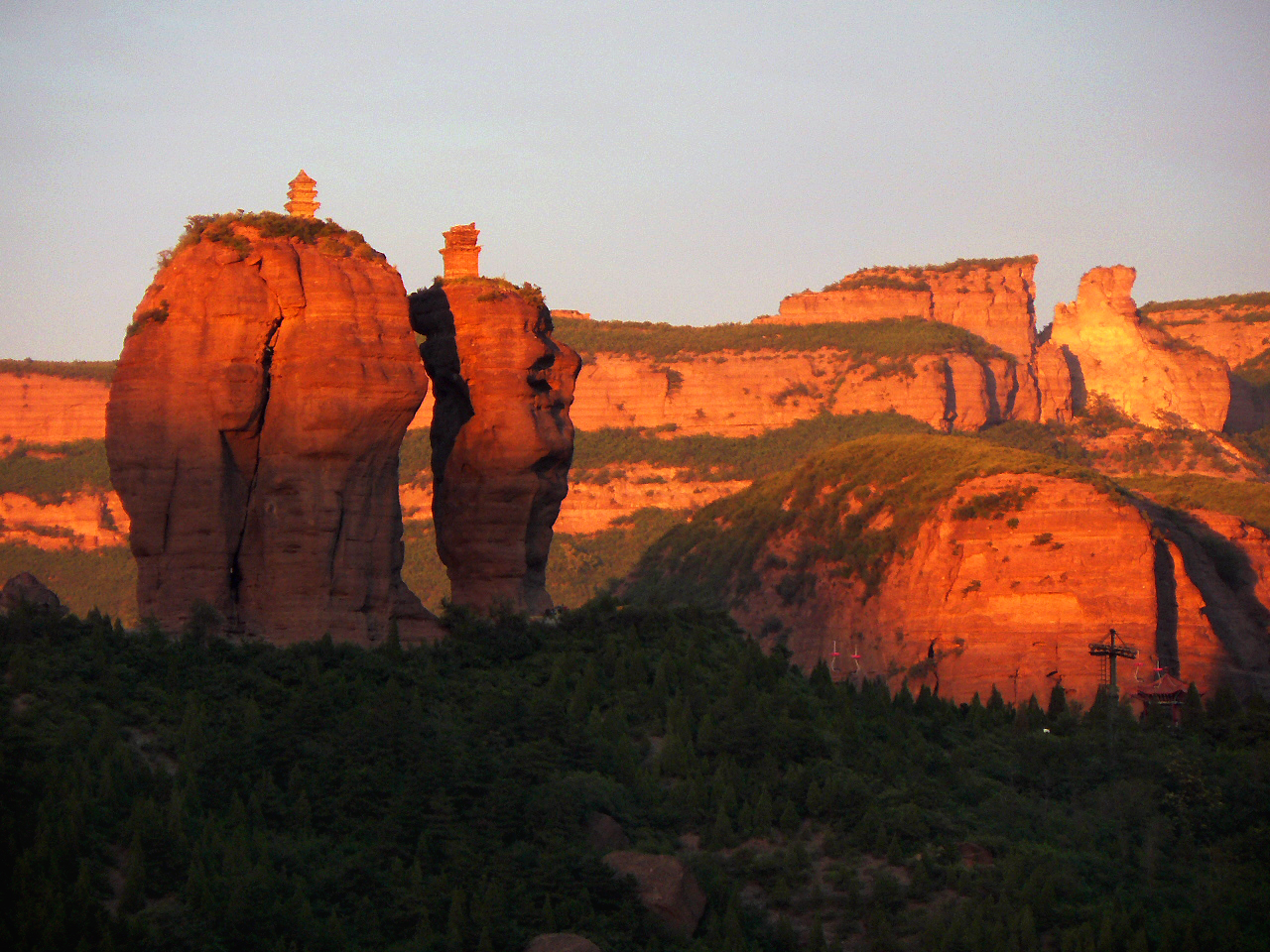 承德双塔山猴子,承德双塔山未解之谜完整版