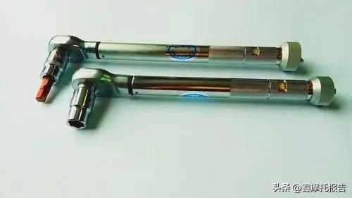 车换机油一般换哪种机油,自己动手保养车换机油教程