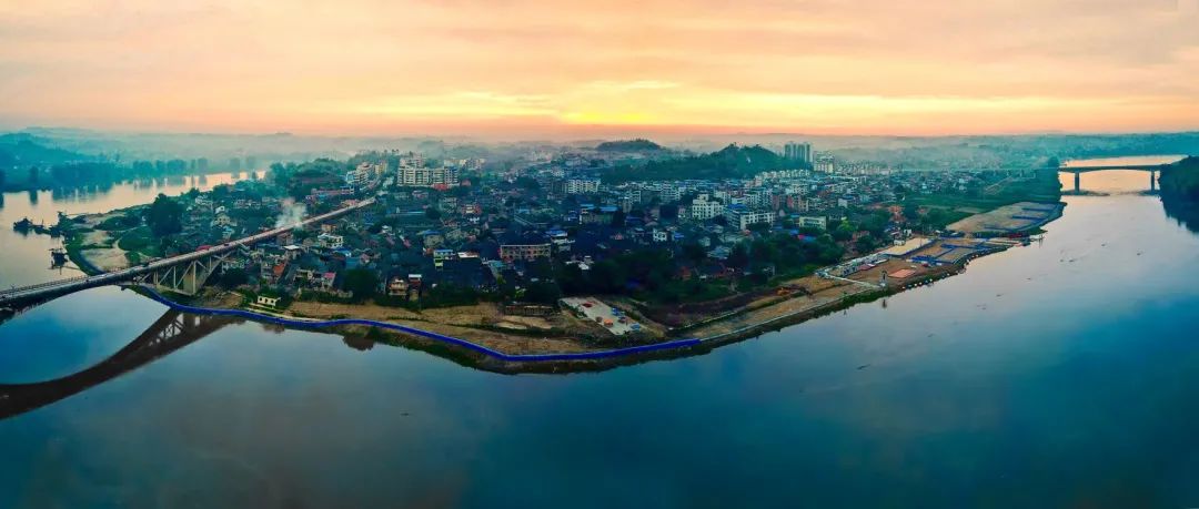 如果你要写自贡，就不要只写自贡