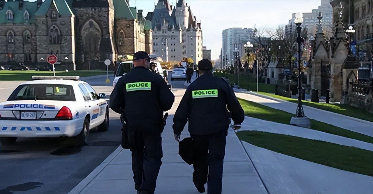 加拿大养猪场杀人事件,用受害人尸体喂猪的加拿大杀手