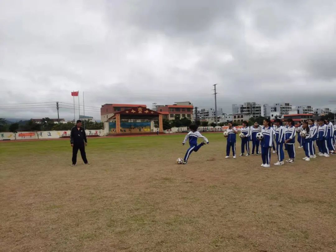 白沙中学校内环境,白沙中学校园环境