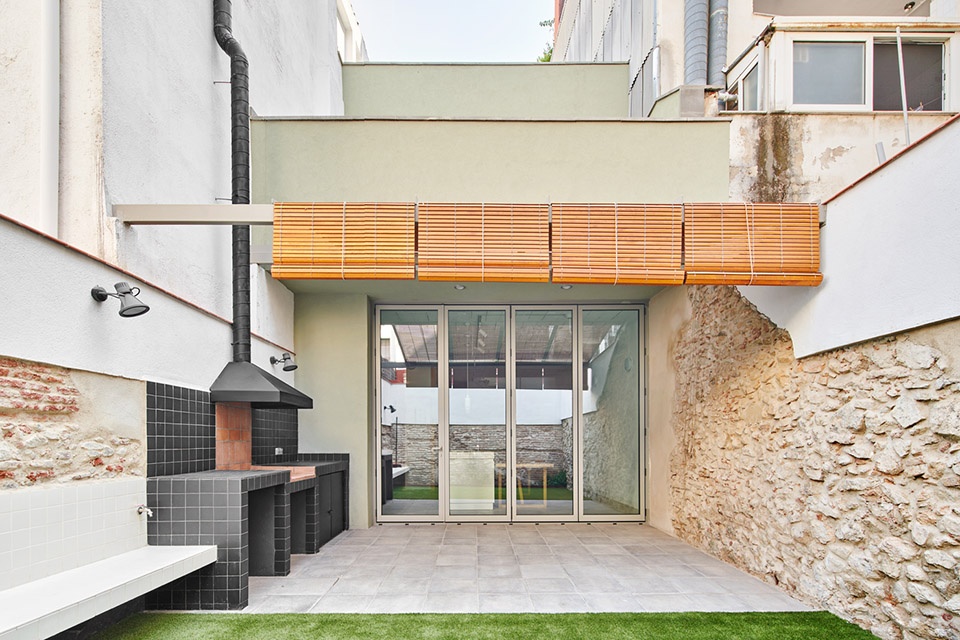 巴塞罗那二居室价格,巴塞罗那买别墅