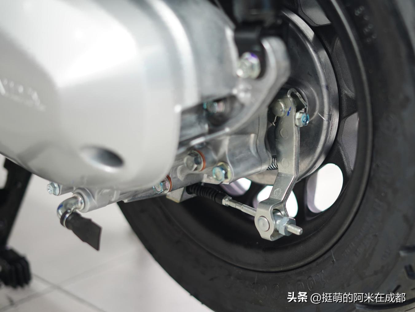 lead125没有abs会刹车抱死吗,lead125新款会不会增加abs