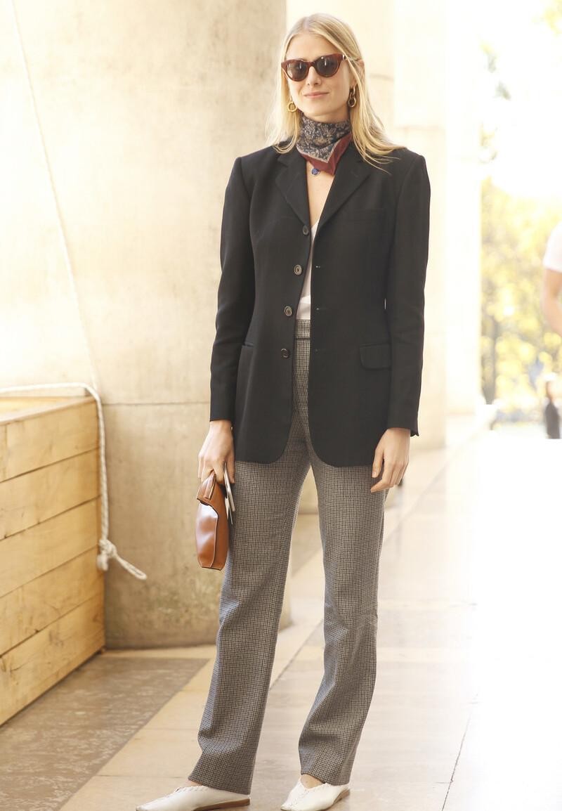 冬季穿羊绒西裤,冬天加厚不加绒的西裤穿着会冷吗