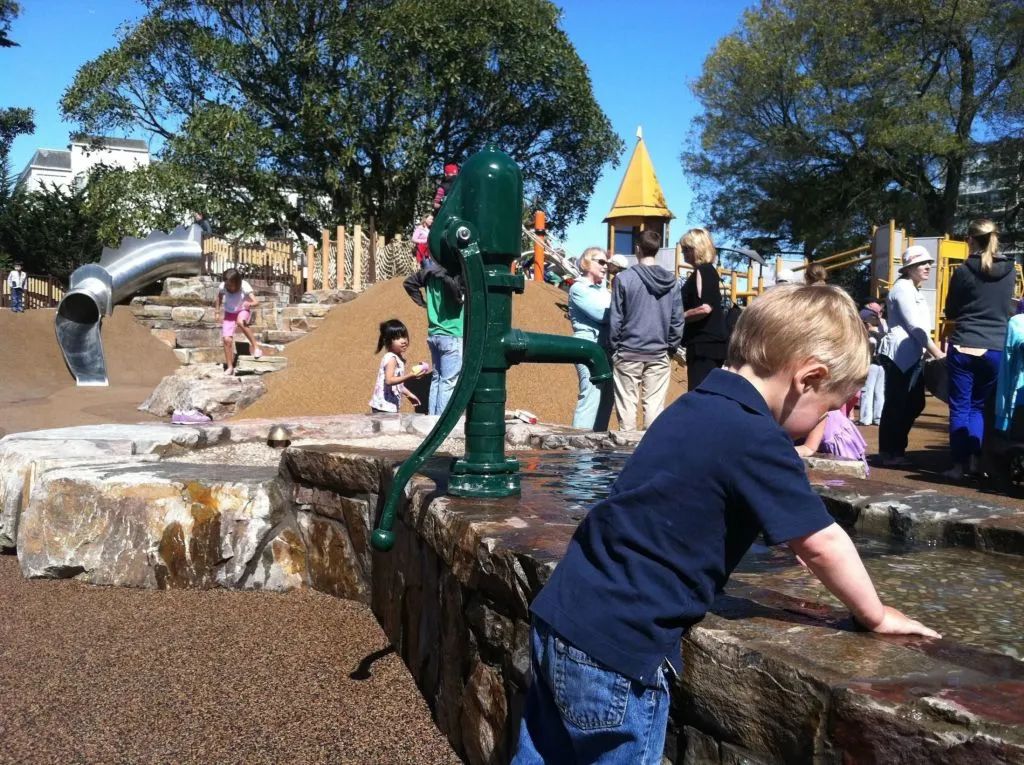 儿童游乐园景观设计手绘,儿童游乐场景观设计哪家好