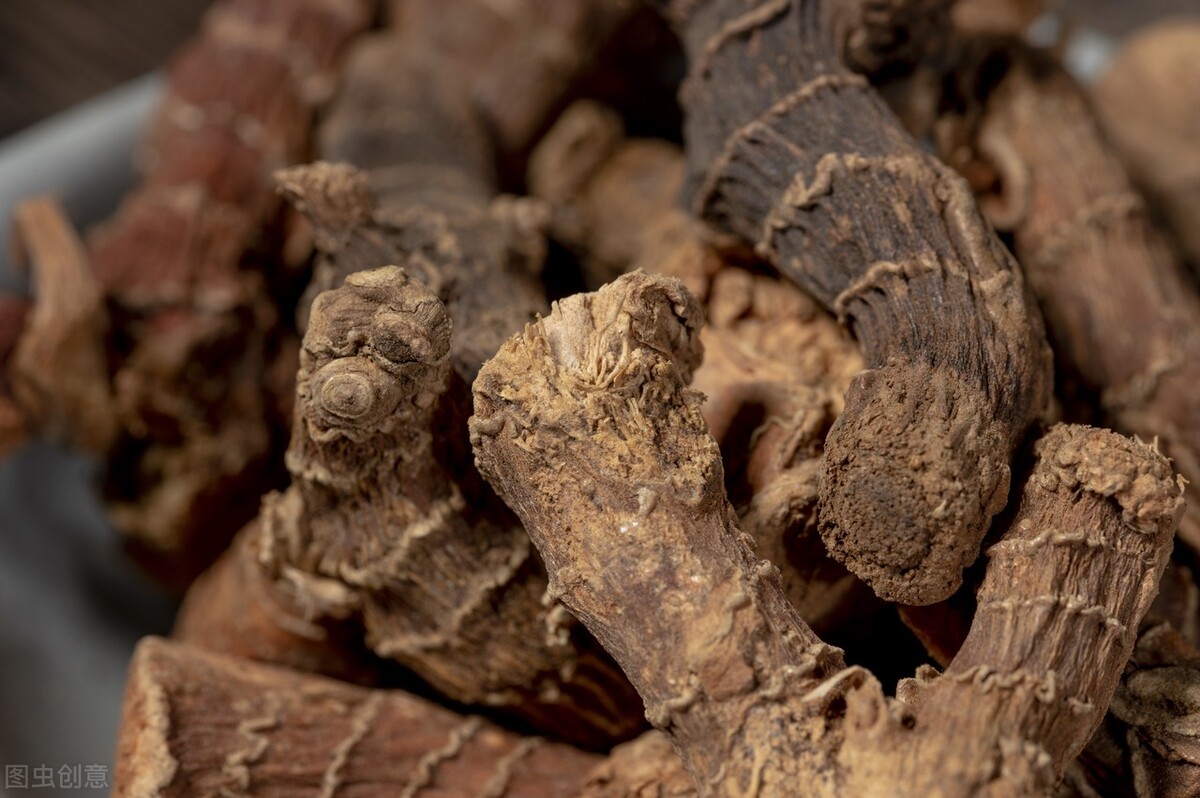 南姜的味道和普通姜的区别,南姜和生姜味道区别